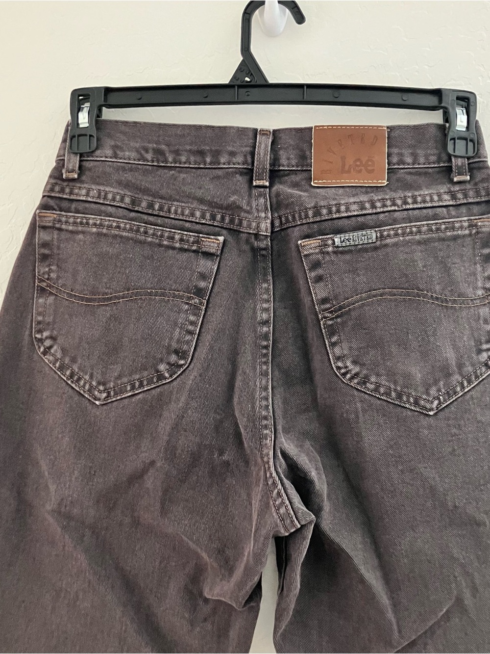 Vintage Lee Riveted Brown Denim Jeans Men’s 29x29 Straight Leg Pants - Picture 9 of 16